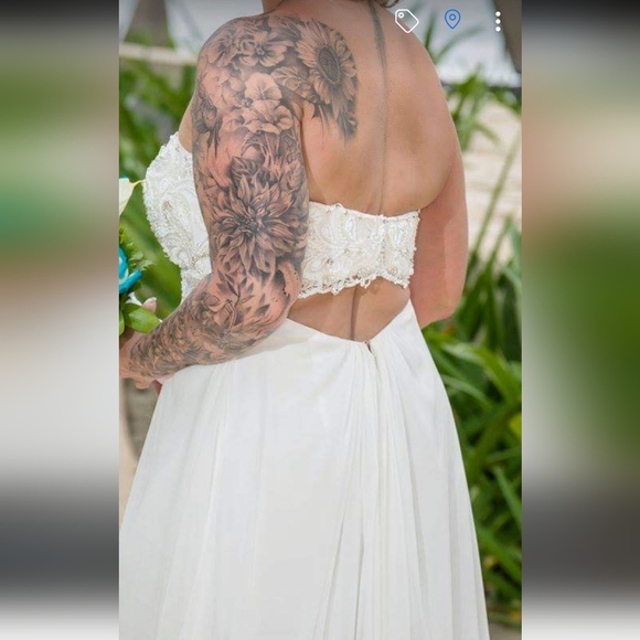 Strapless Wedding Dress - Picture 4 of 13